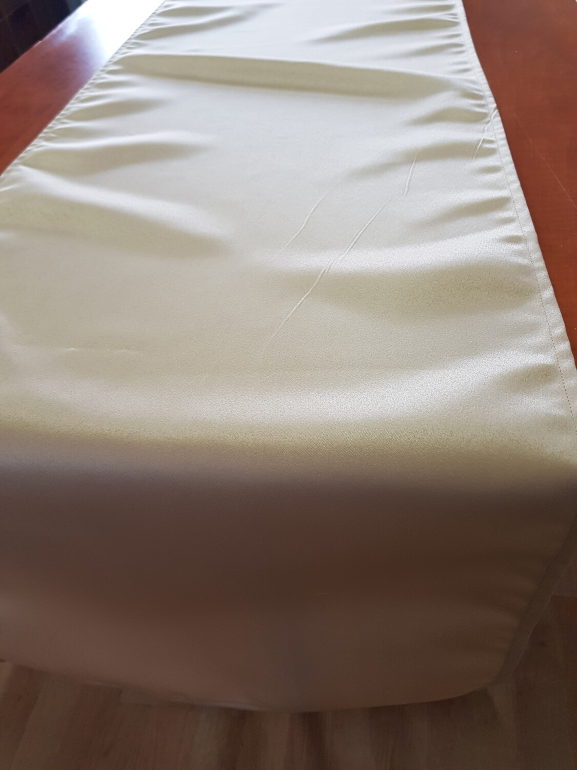 Traverse pentru masa 43x220 cm, crem-auriu