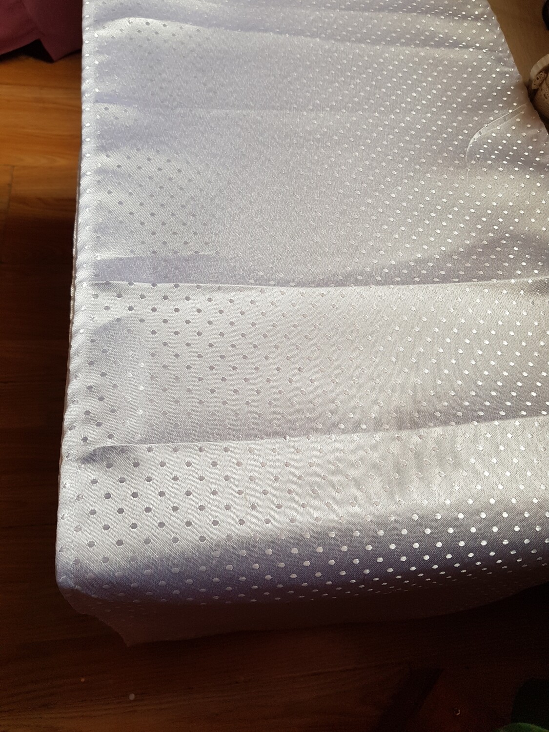 Traversa masa 38x300 cm brocart alb
