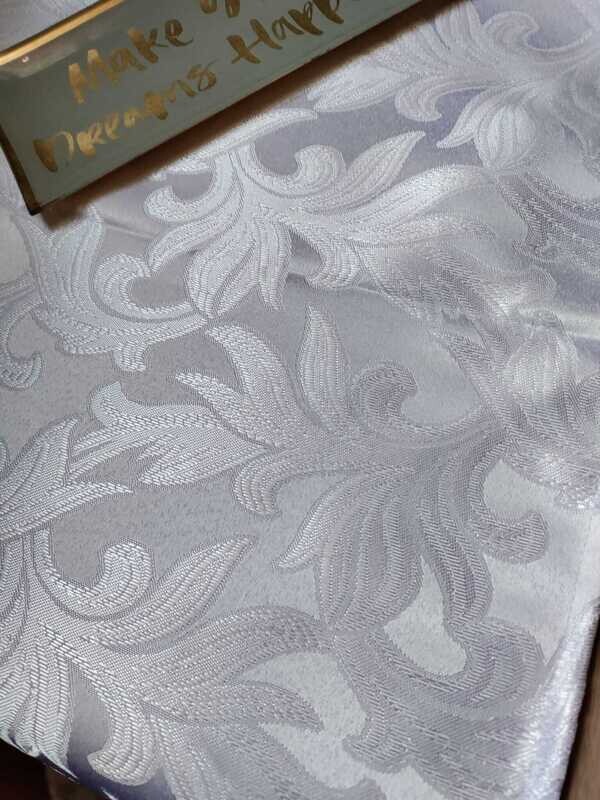 Traversa masa 40x160 cm brocart alb