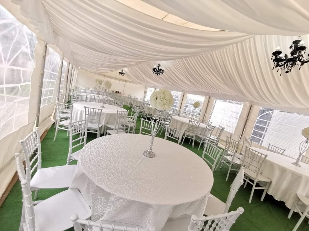 Tronson ivory drapaj tavan cort latimea 6m