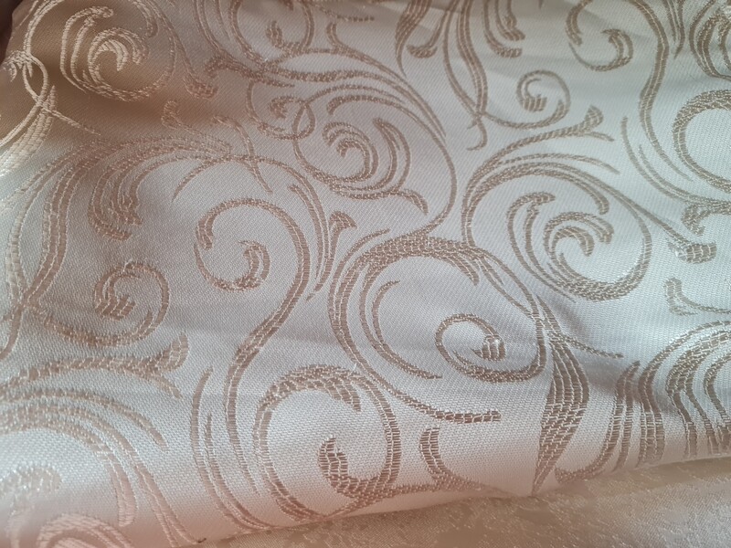 Față de masă brocart bej Față de masă brocart bej