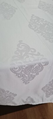 Fata masa  brocart ivory light model Spania
