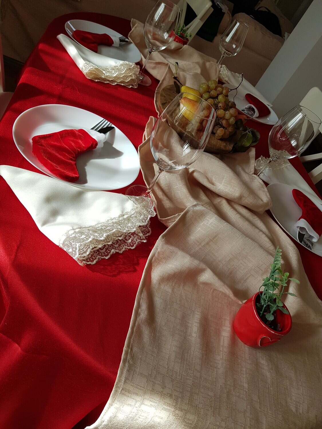 Servet brocart si dantela pentru evenimente festive