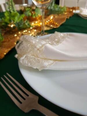 Servet brocart si dantela pentru evenimente festive