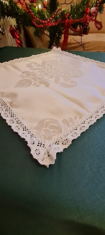 Șervet damasc cu dantela bumbac ( 36x36 cm)