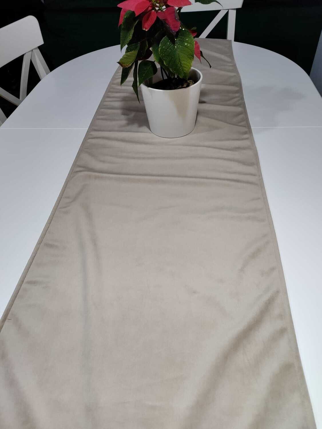 Traversă masă catifea bej 40x220 cm