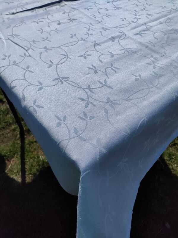 Fețe masă damasc alb ”ram măslin”