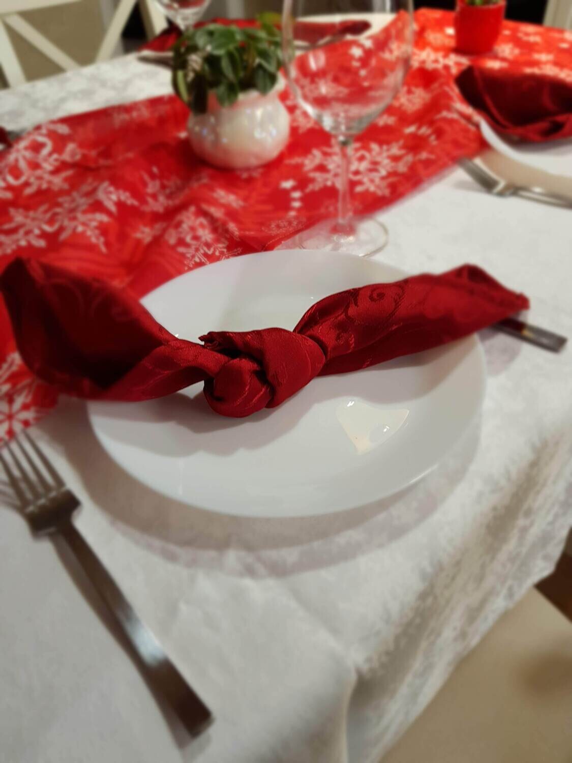 Traversa masa bumbac rosu cu steluțe albe