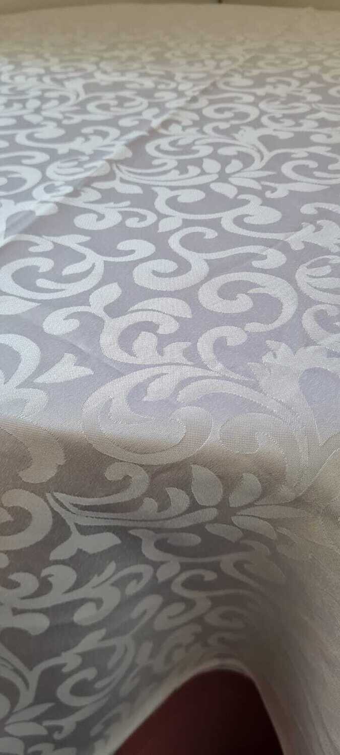 Fețe de masă brocart alb
