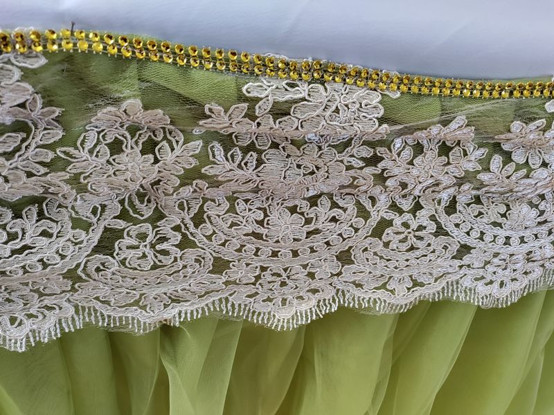 Fusta masa tulle verde-kaky 8 straturi,