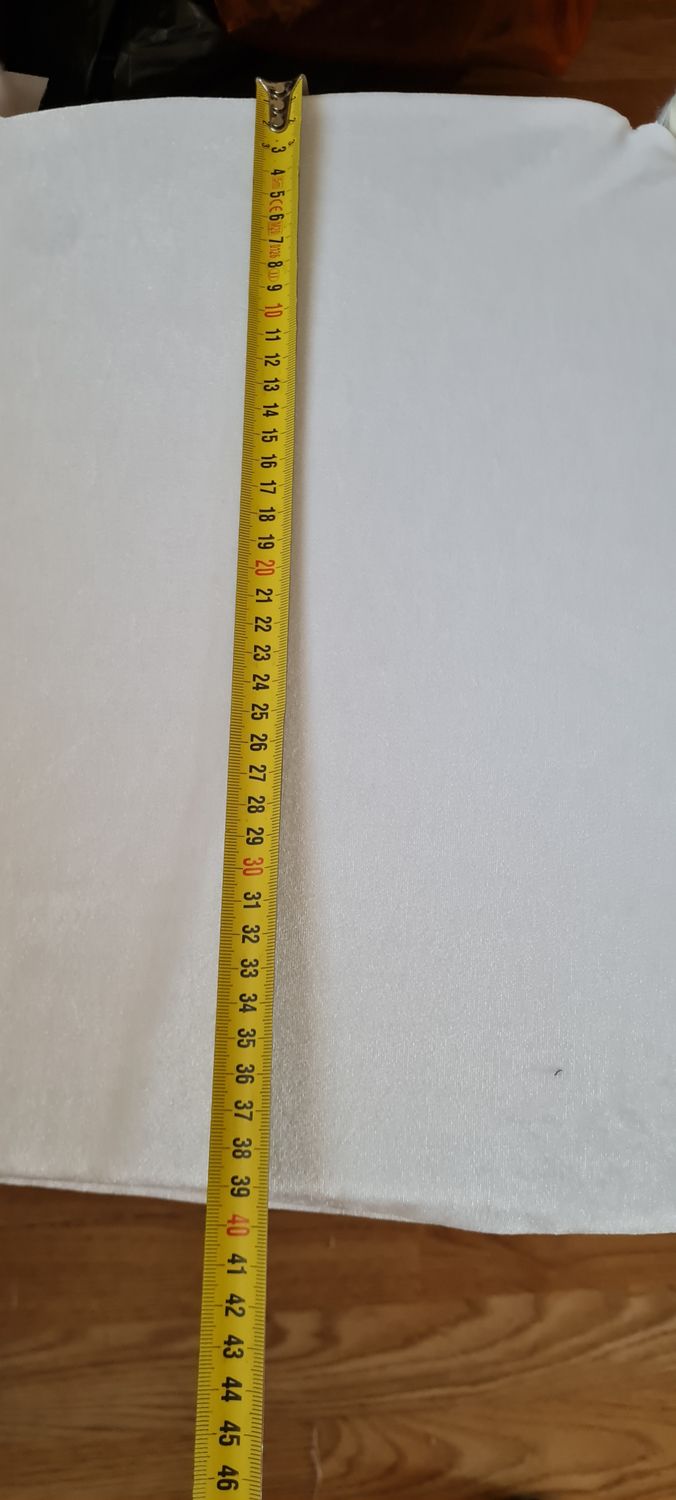 Husă pernă scaun chiavari, confecționată din catifea albă