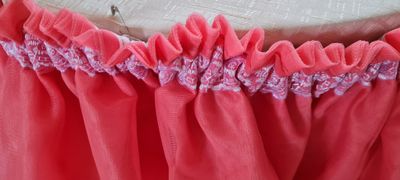 Fusta masa tulle corai