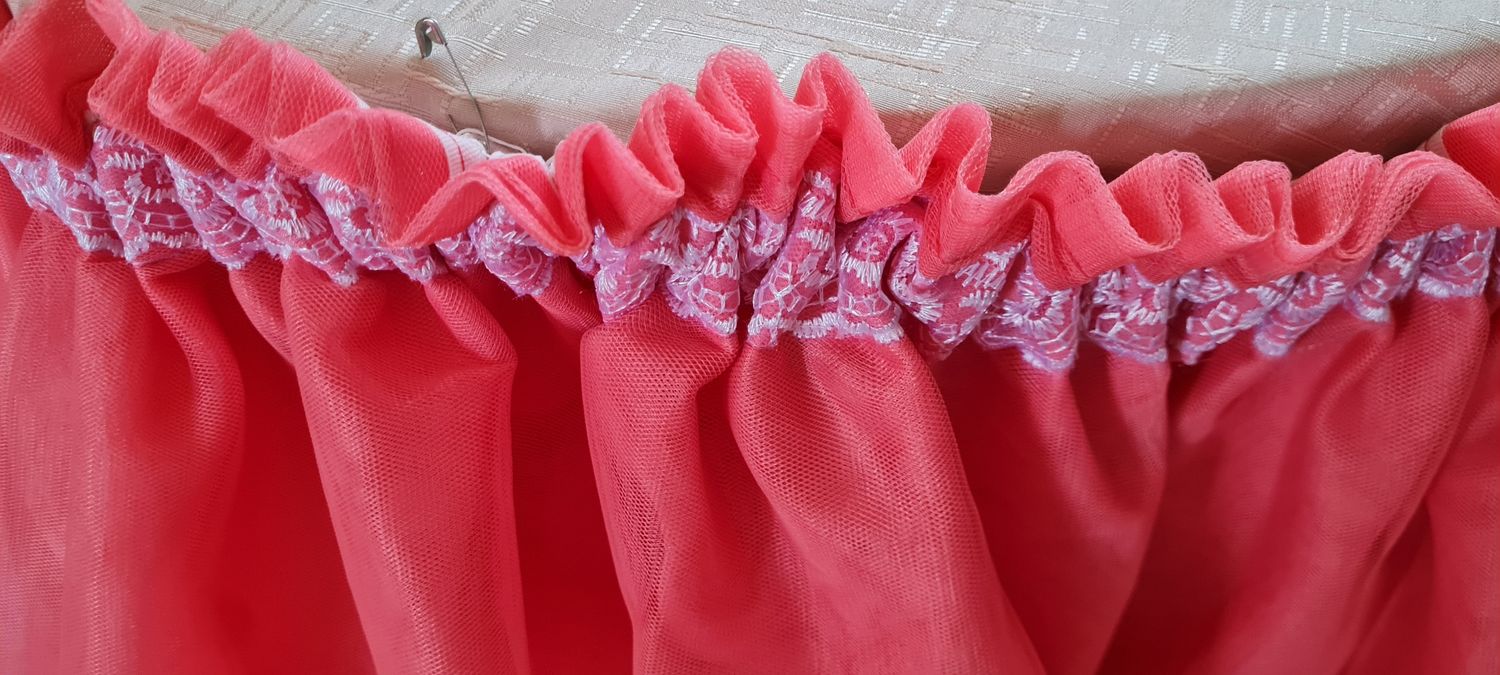 Fusta masa tulle corai