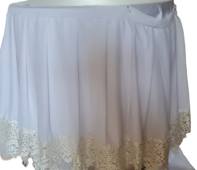 Fusta masa voal alb  și dantelă,  lungimea 550 cm