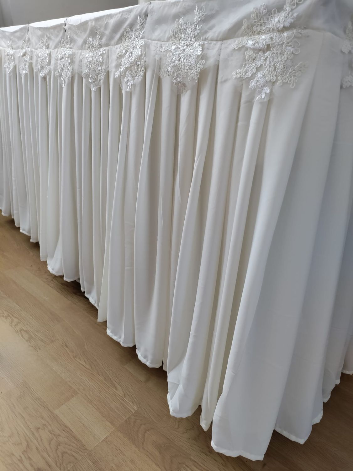 Fustă masa voal ivory cu dantela