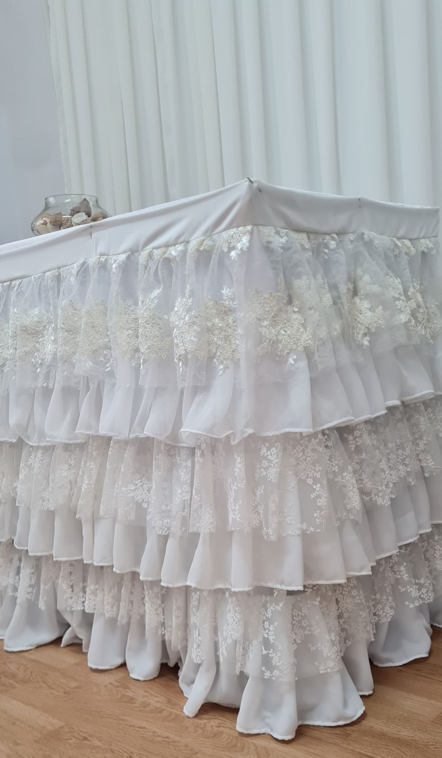 Fustă masă mode shabby-chic