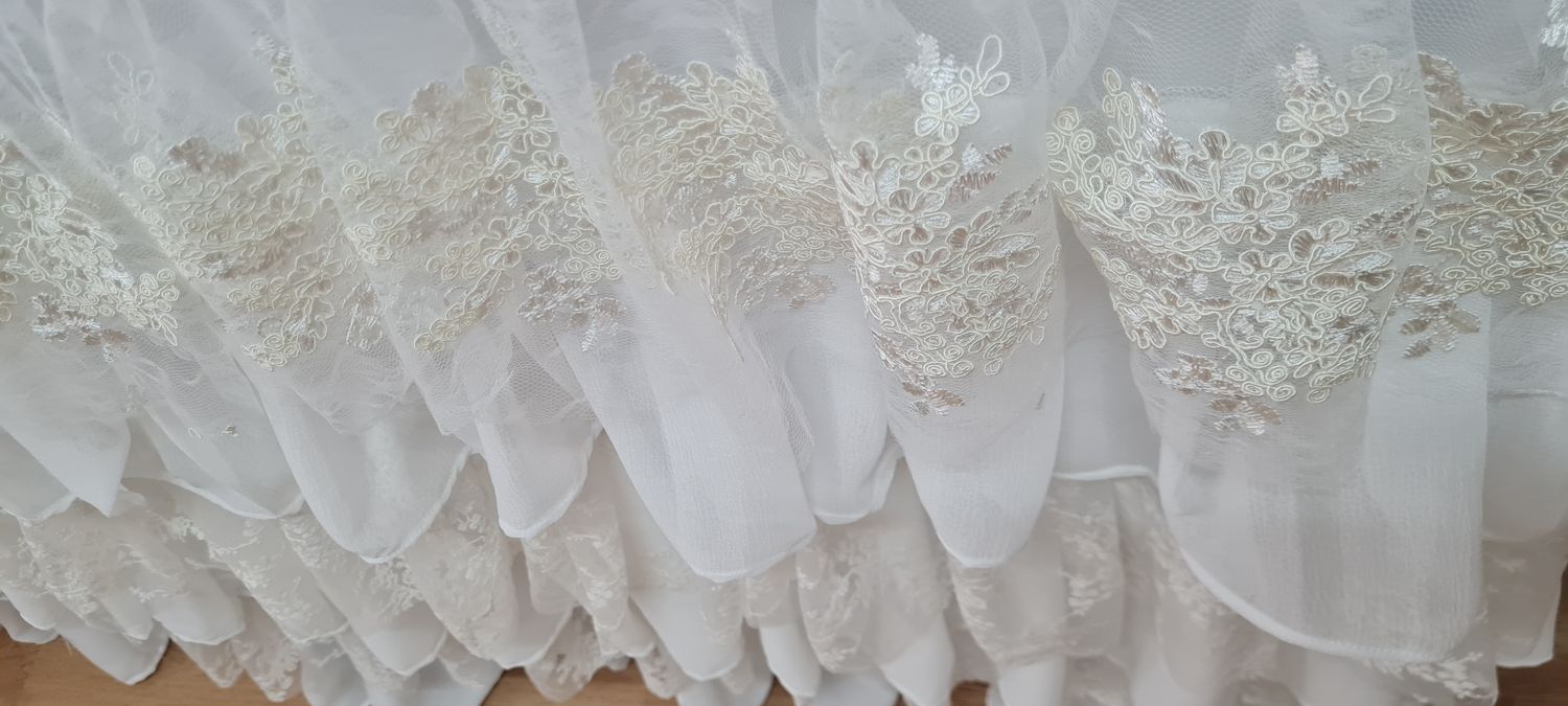 Fustă masă mode shabby-chic