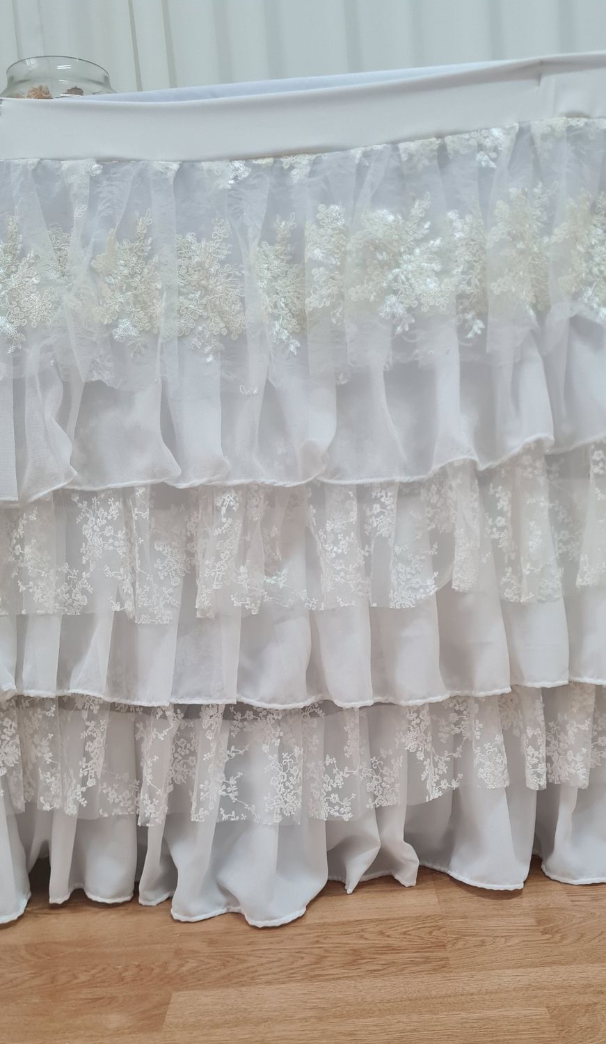 Fustă masă mode shabby-chic