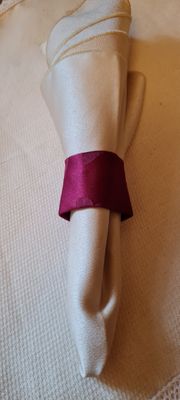 Inel textil brocart visiniu