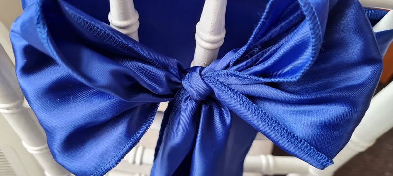 Eșarfe satin albastru