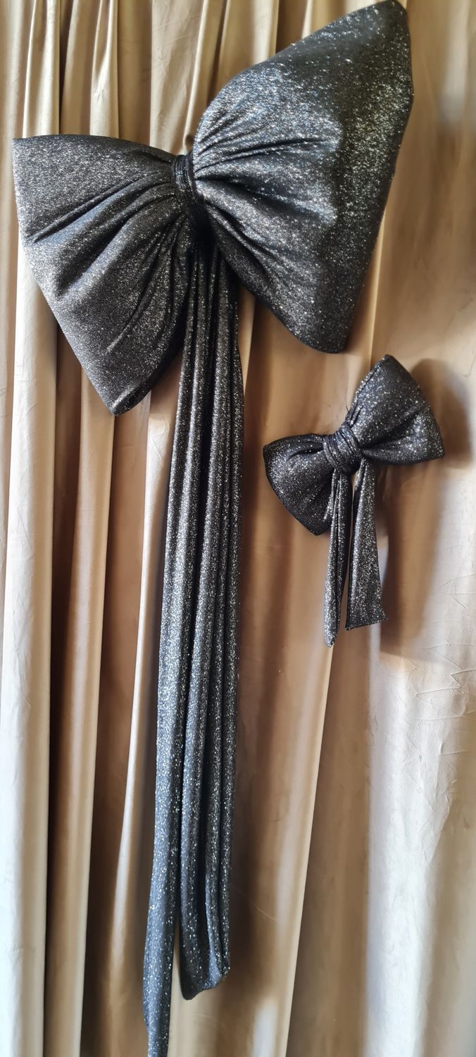 Fundă dublă decor , realizată din lurex