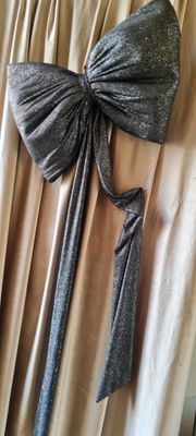 Fundă dublă decor , realizată din lurex