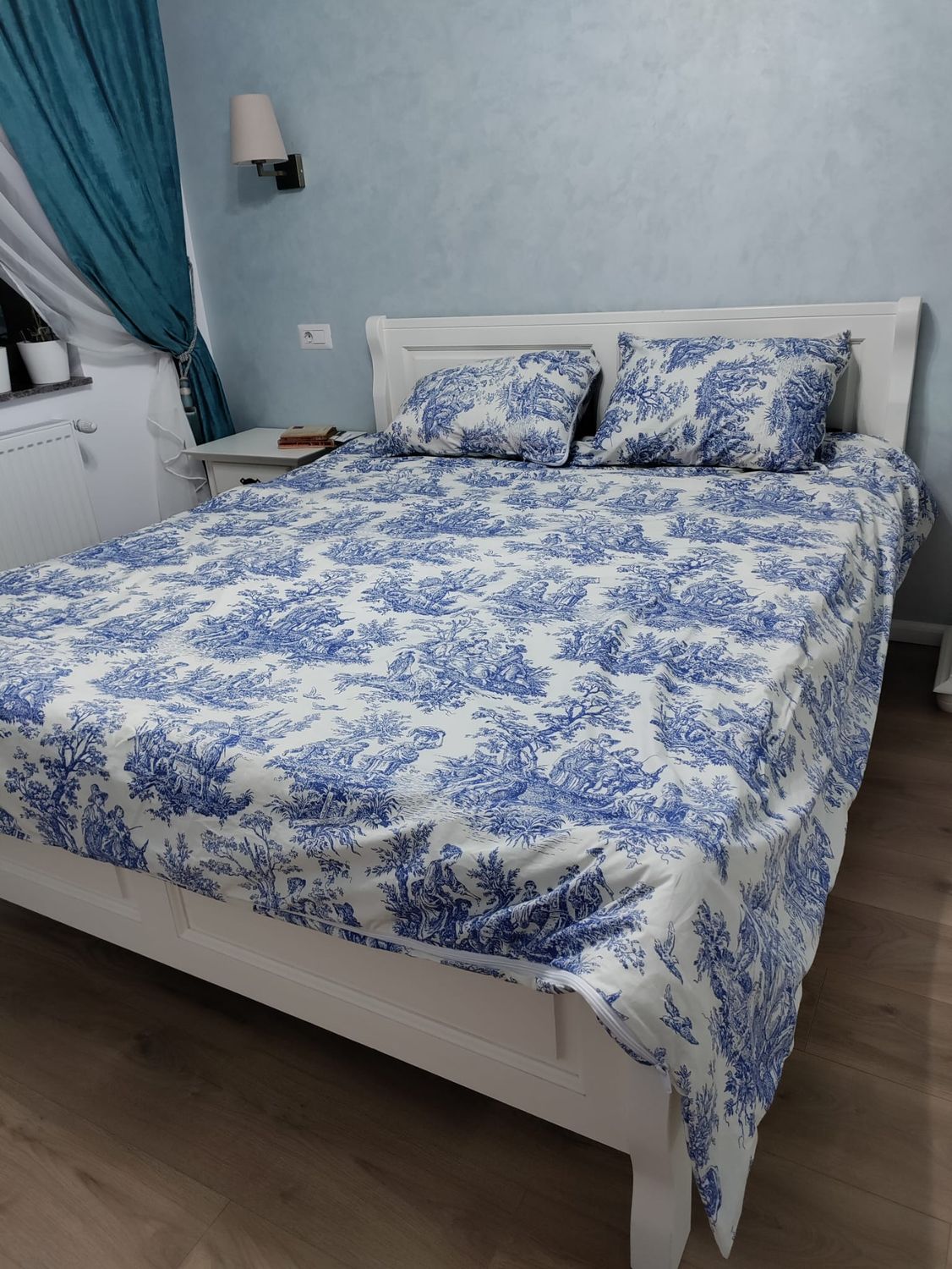 Lenjerie pat bumbac satinat Toile de Jouy- albastru