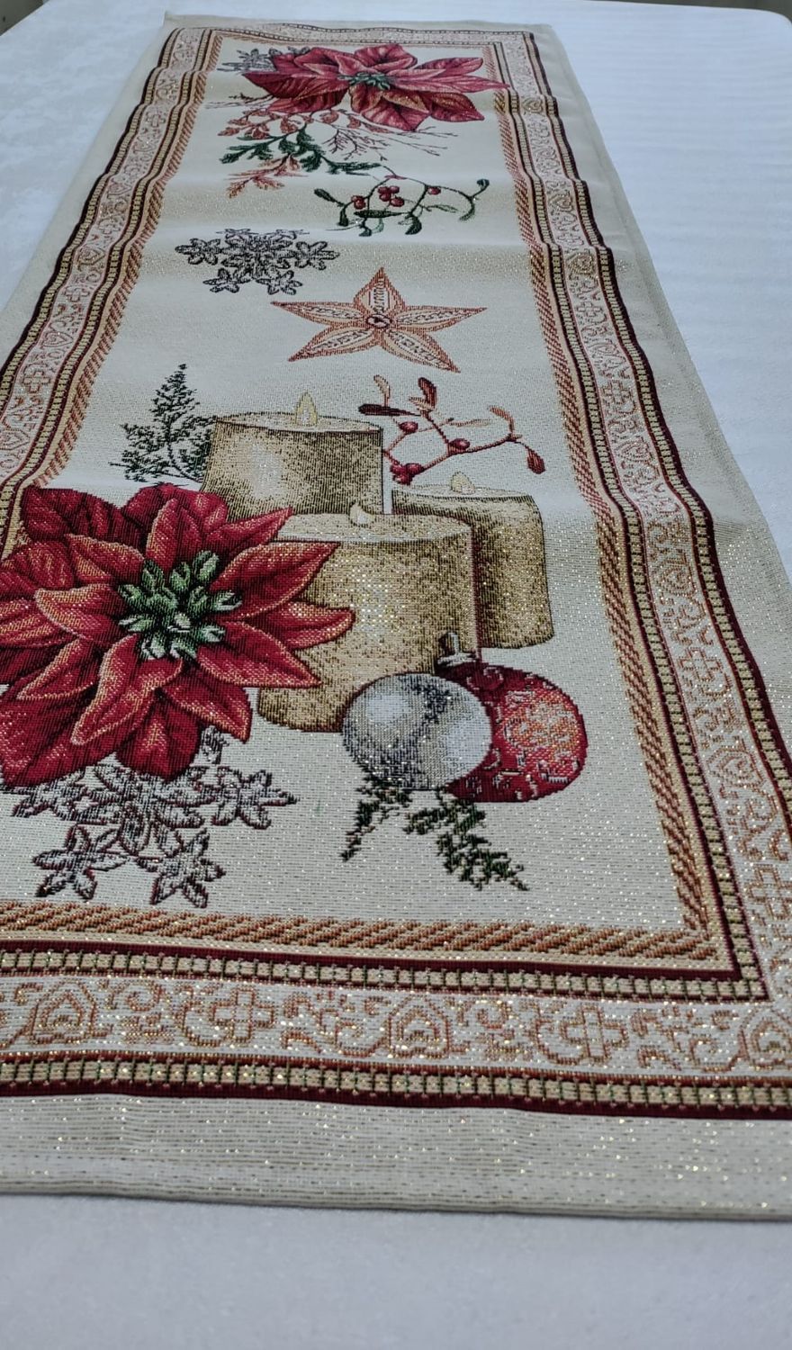 Traversă masă 40x100 cm, goblen crăciunițe roșii