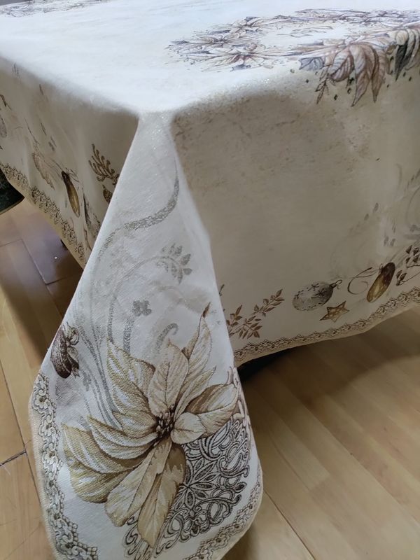 Față masă aurie tip goblen 140x240 cm