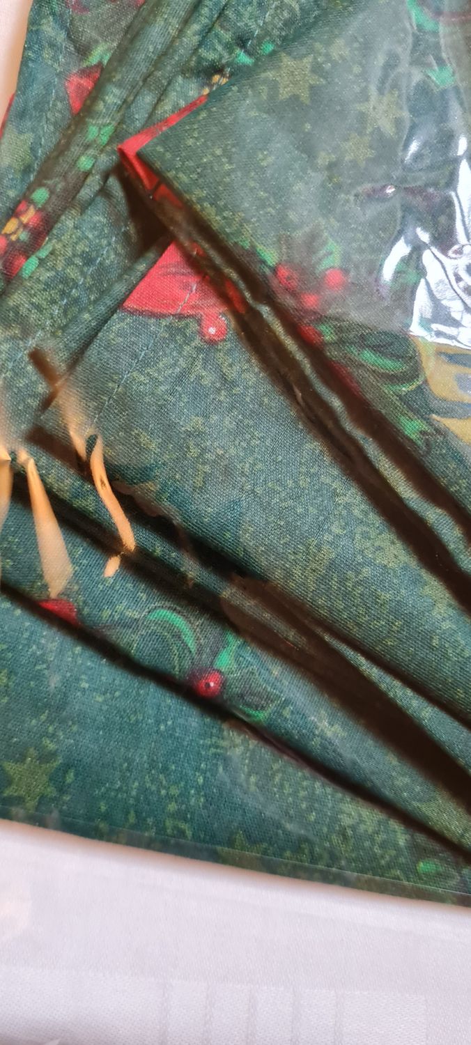 Set masă 8 persoane ( conține 10  piese)