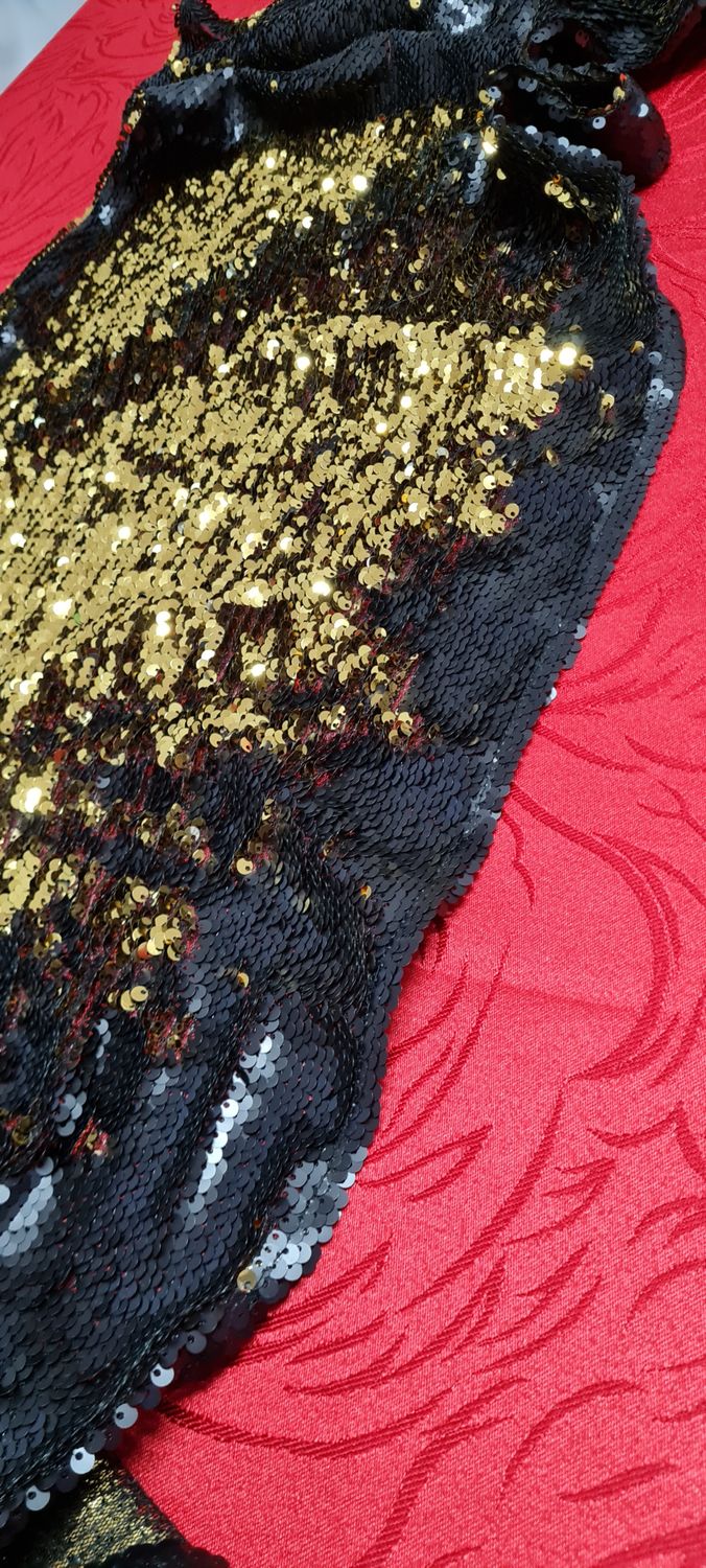 Traversă masă paiete reversibile negru si auriu