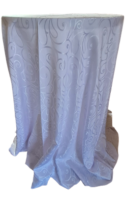 Față de masă brocart alb, model melci mari