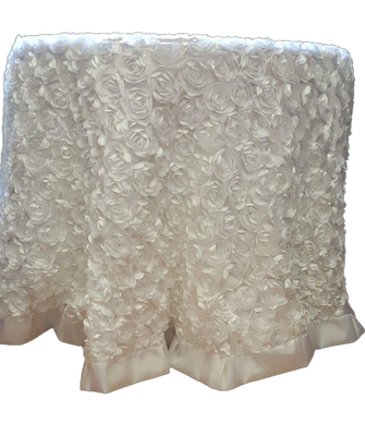 Fata masa trandafiri 3D