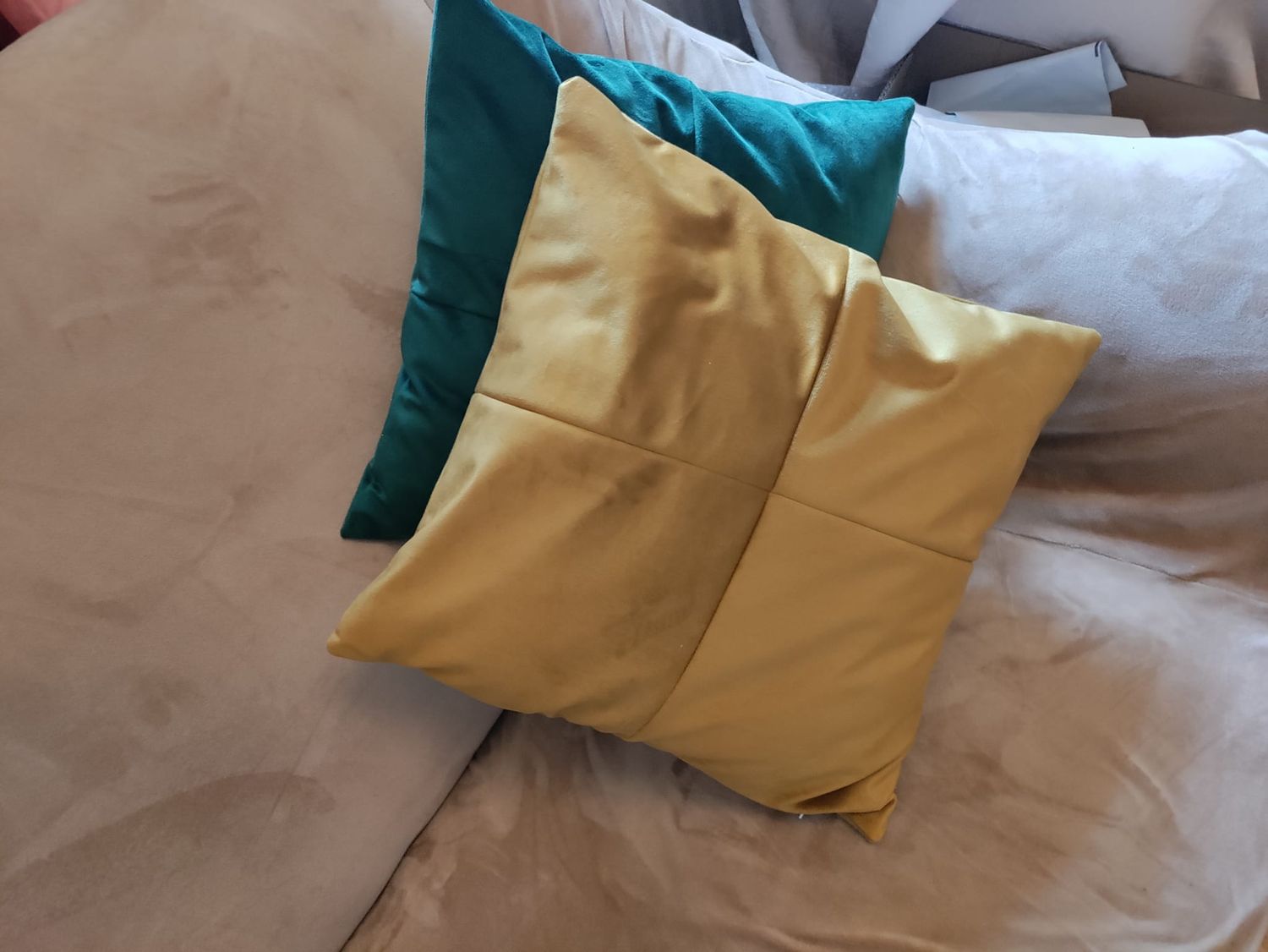 Set 2 fețe pernă decor 40x40 cm catifea galben muștar