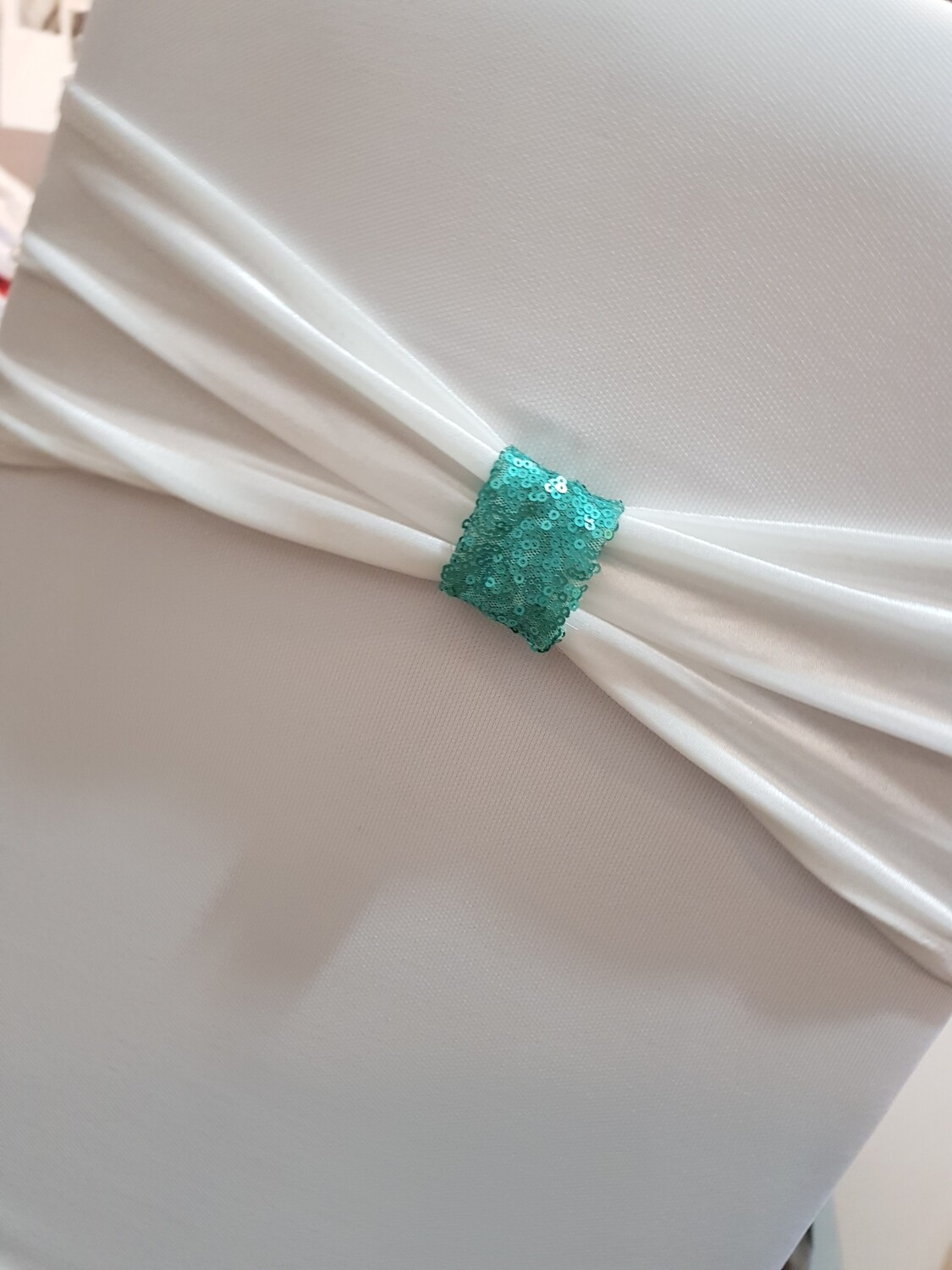 Benzi elastice catifea alba cu inel paiete turcoaz