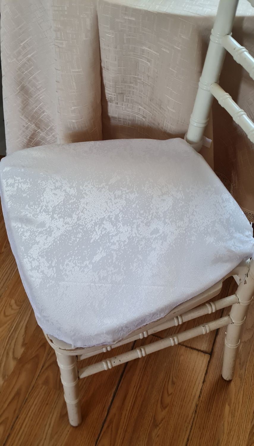 Husă brocart alb model ape pentru  pernă scaun chiavari