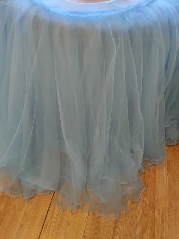 Fustă cristelniță botez /masă tort realizată din tulle