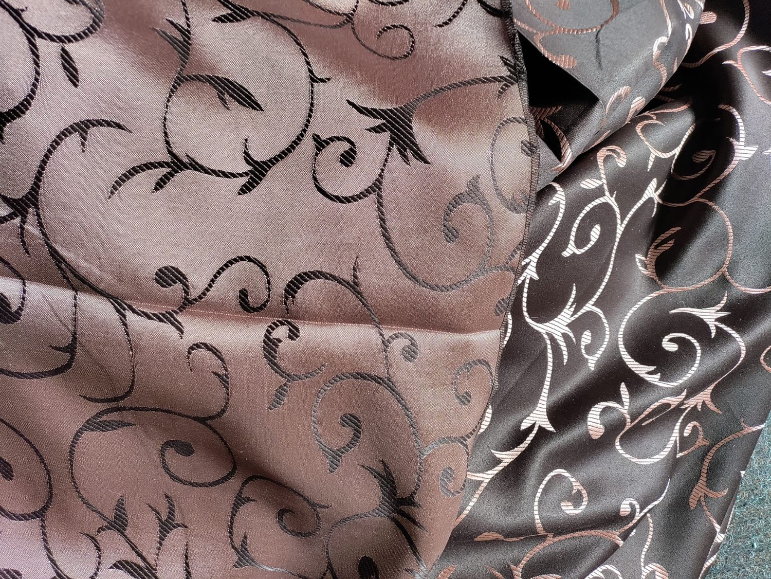 Față de masă cu 2 fețe (maro &amp; arămiu)