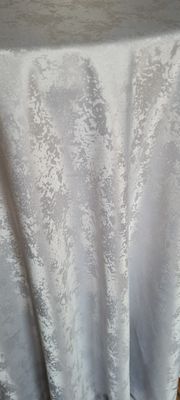 Față de masă brocart gri argintiu