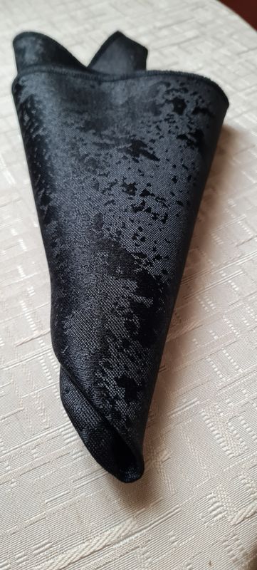 Șervete brocart negru model ape