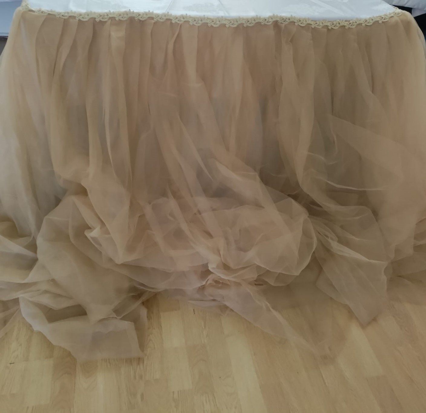 Fustă masă tulle bej