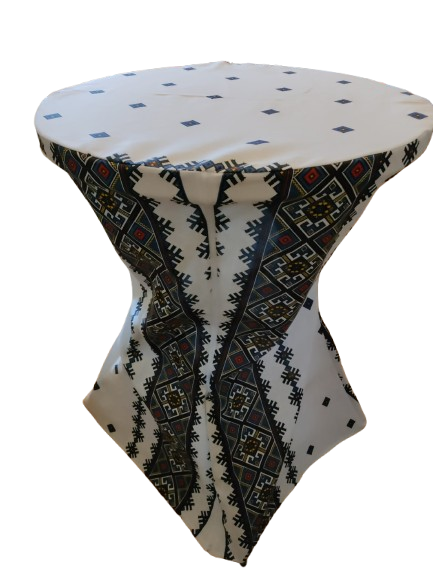 Husa masa realizată din bumbac cu imprimeu tradițional