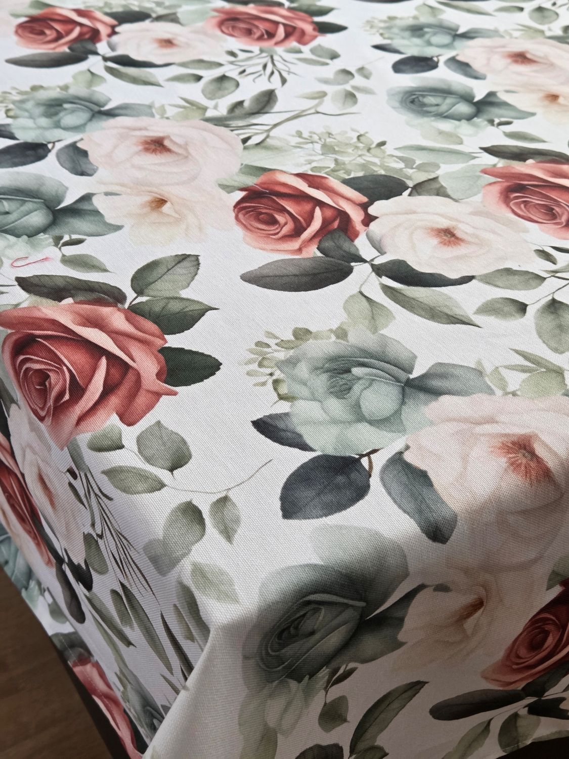 Fețe de masă țesătură impermeabilă - trandafiri eleganți
