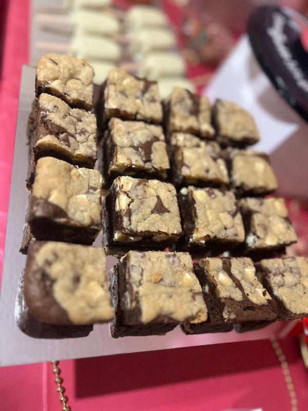 Chunky Flavoured Brownies