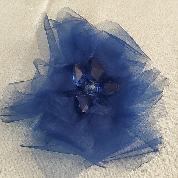 LOFT Blue Tulle Beaded Floral Pin Brooch #429