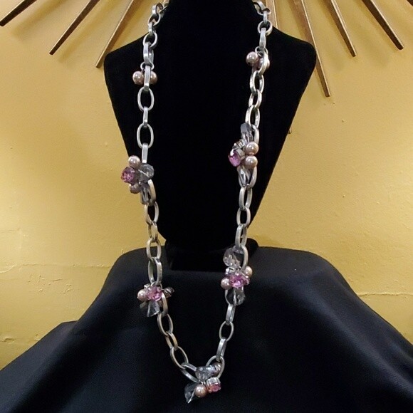 LOFT - Chunky Cluster Rhinestone Necklace #602