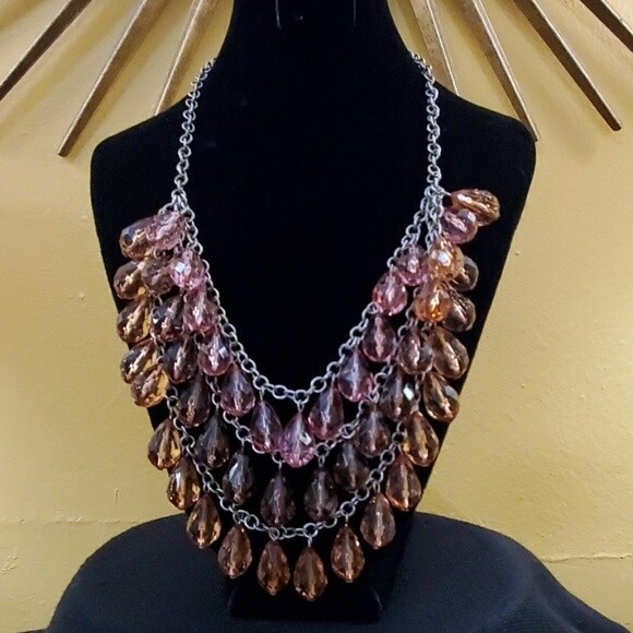 LOFT Pink Teardrop Statement Necklace #588