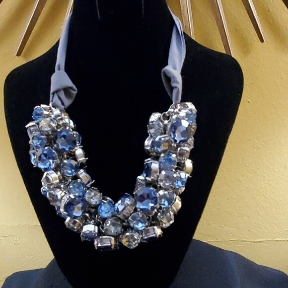 LOFT Blue Cluster Rhinestone Necklace #563