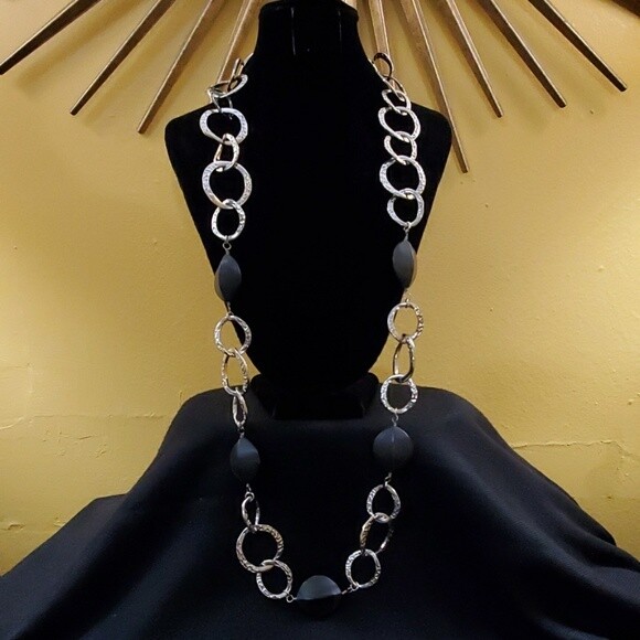 Ann Taylor Silver Chainlink Necklace #593
