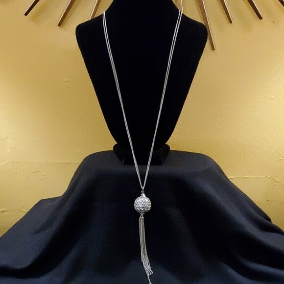 Ann Taylor Rhinestone Ball Pendant Necklace #559